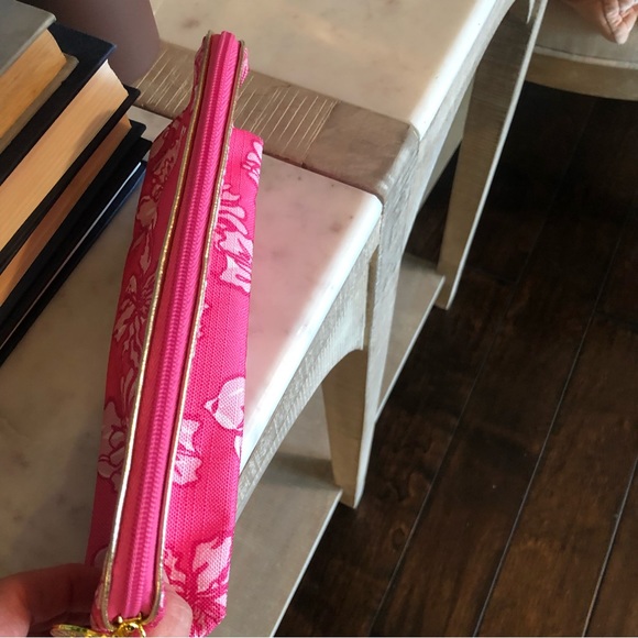 Lilly Pulitzer for Estée Lauder Makeup Bag - OS - Picture 7 of 9